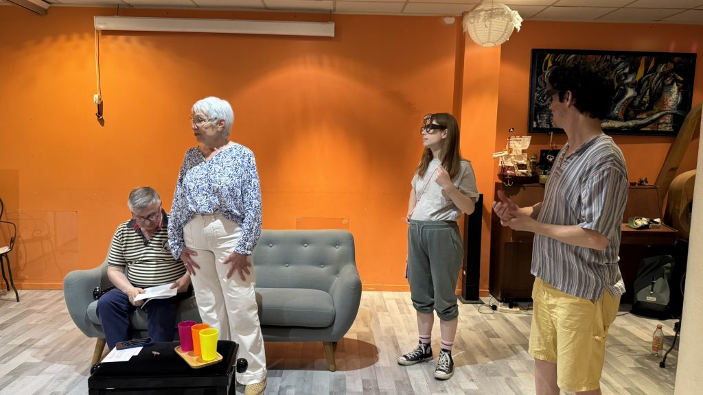 Thumbnail of http://Répétitions%20de%20«%20Célébration%20!%20»%20la%20comédie%20de%20Boulevard%20pour%20les%2080%20ans%20de%20la%20Sécurité%20sociale,