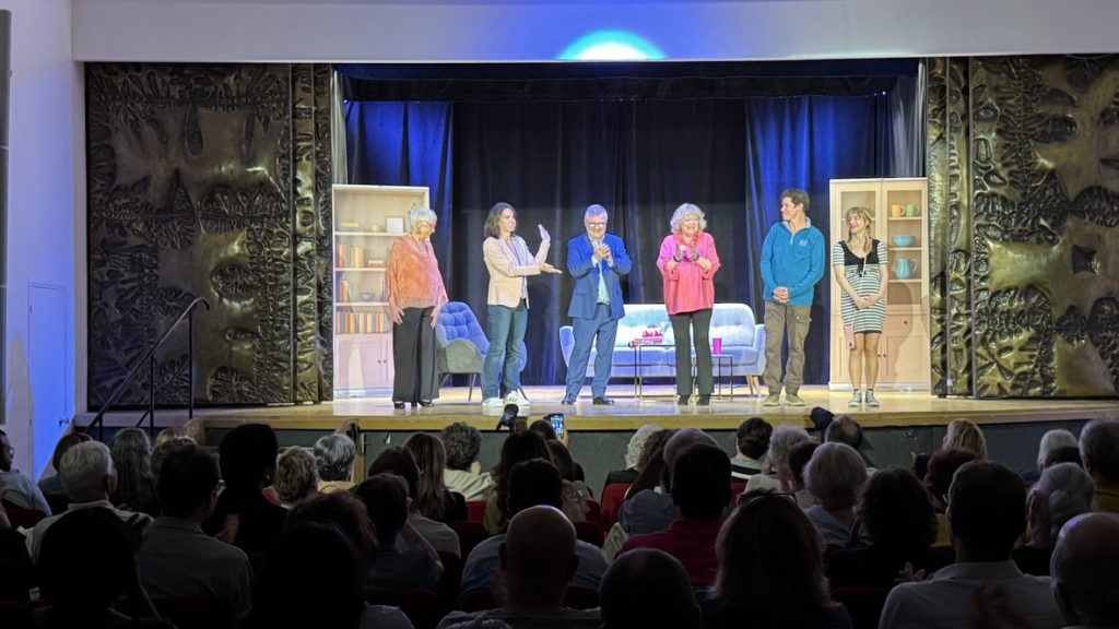 Thumbnail of http://Générale%20de%20Célébration%20à%20la%20mairie%20du%20IXéme